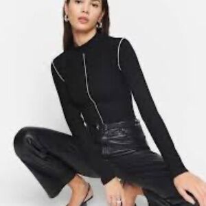 Reformation Stacey Knit Top Crop Mock Neck Women's Sz M Black White Sitches